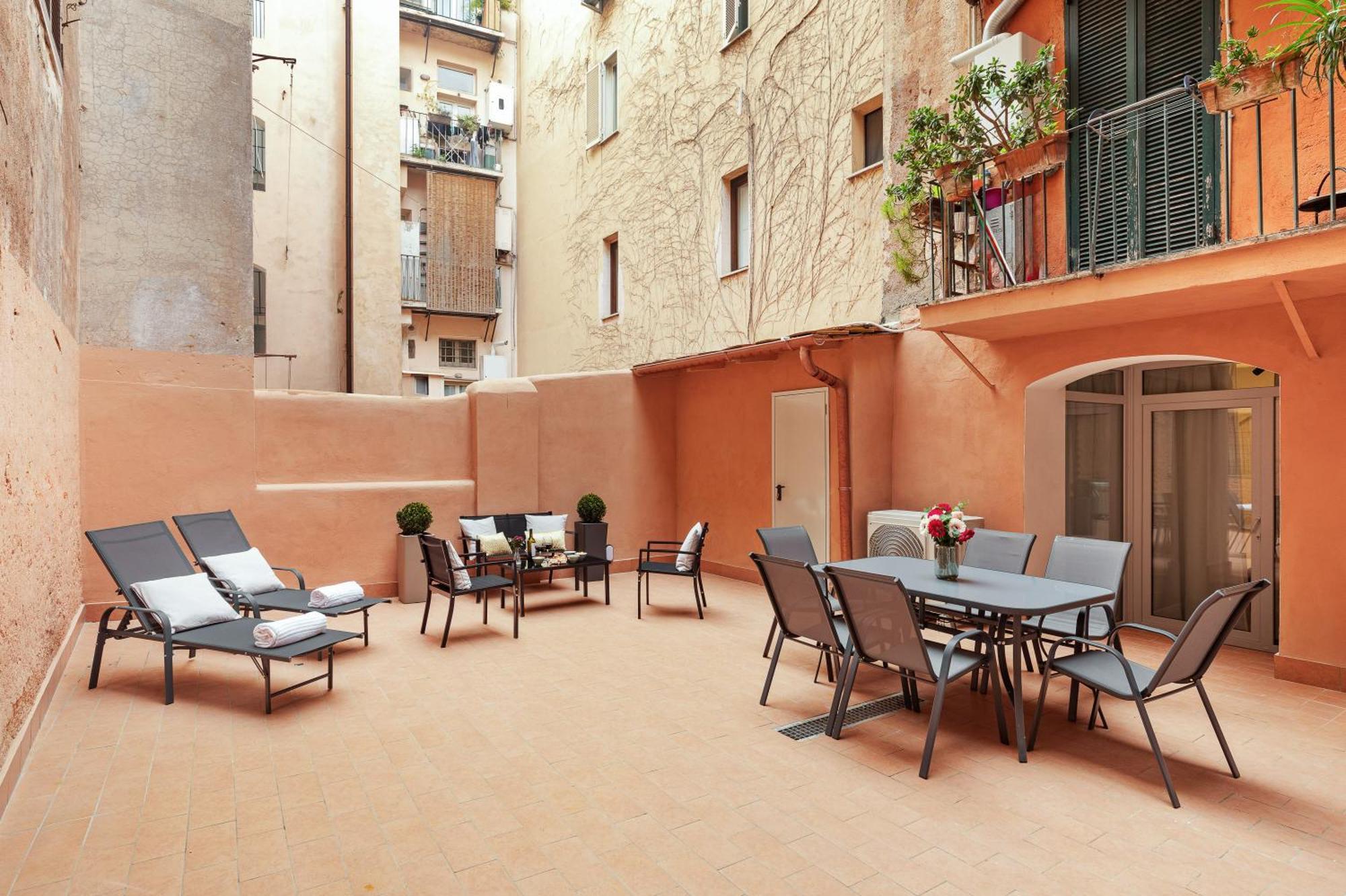 Leopardo Boutique Apartment In Trastevere Рим Екстериор снимка
