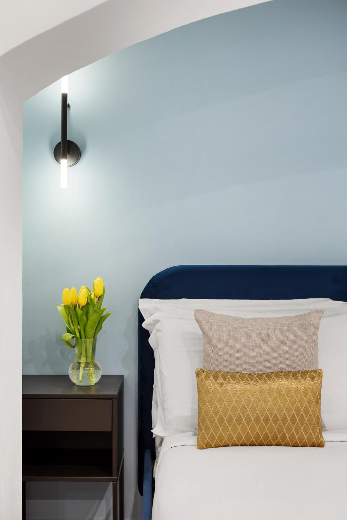 Leopardo Boutique Apartment In Trastevere Рим Екстериор снимка