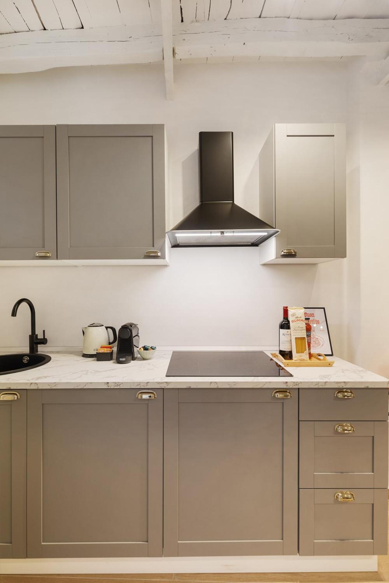 Leopardo Boutique Apartment In Trastevere Рим Екстериор снимка